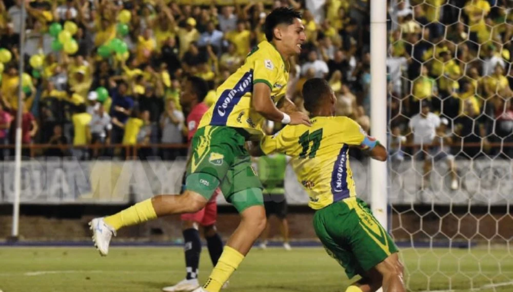 Atlético Huila, campeón de la segunda división ante Boyacá Chicó