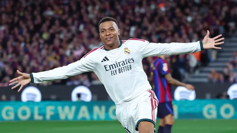  Con dos goles de Mbappé el Real Madrid de Mourinho electrocuta al Barca en el Camp Nou